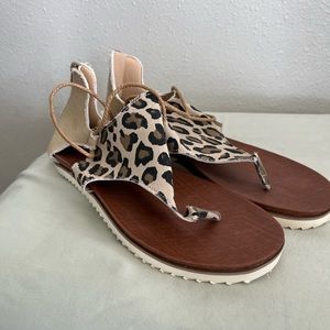 Boutique sandals never worn